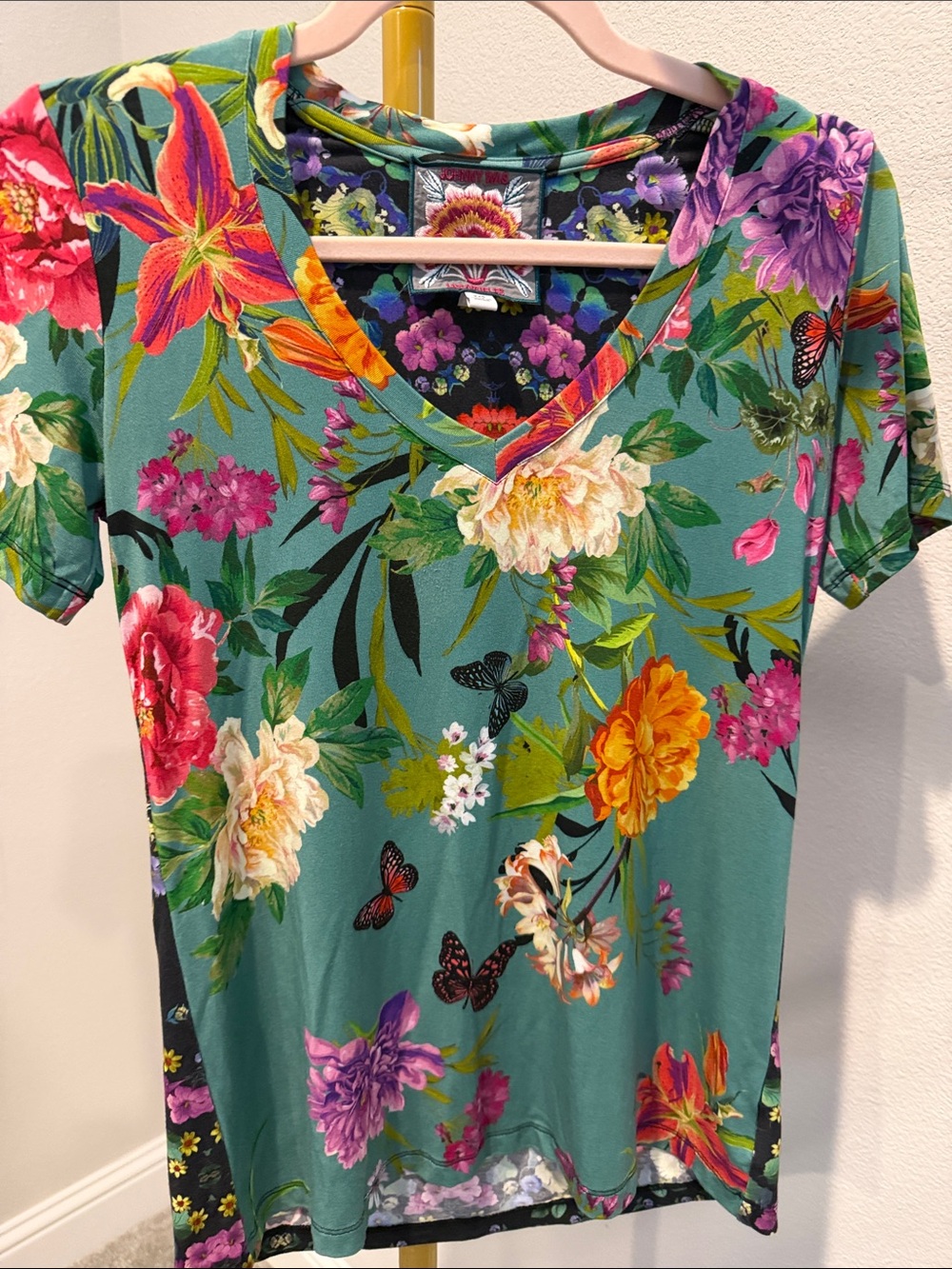 Johnny Was Janie Favorite Short Sleeve V-Neck Tee Panya Floral Butterfly XXS